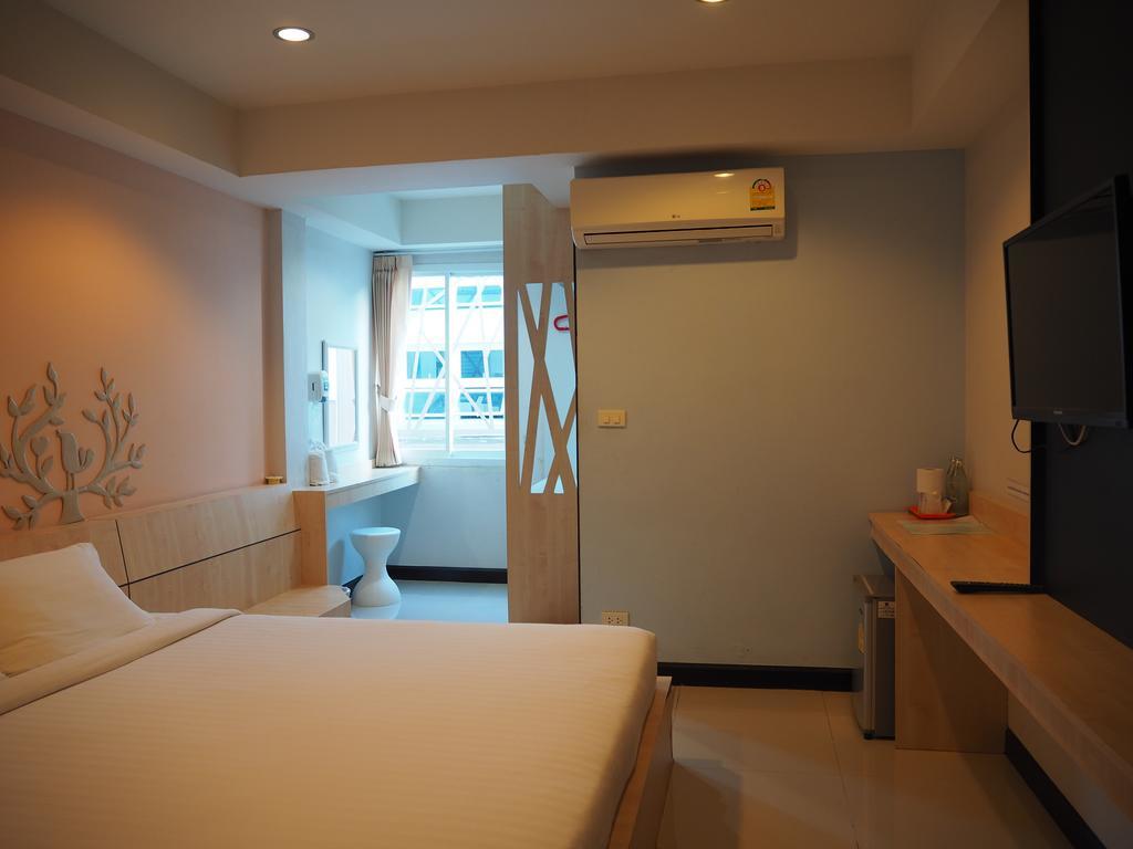 Hotel Le Lerts Living Khon Kaen Bagian luar foto