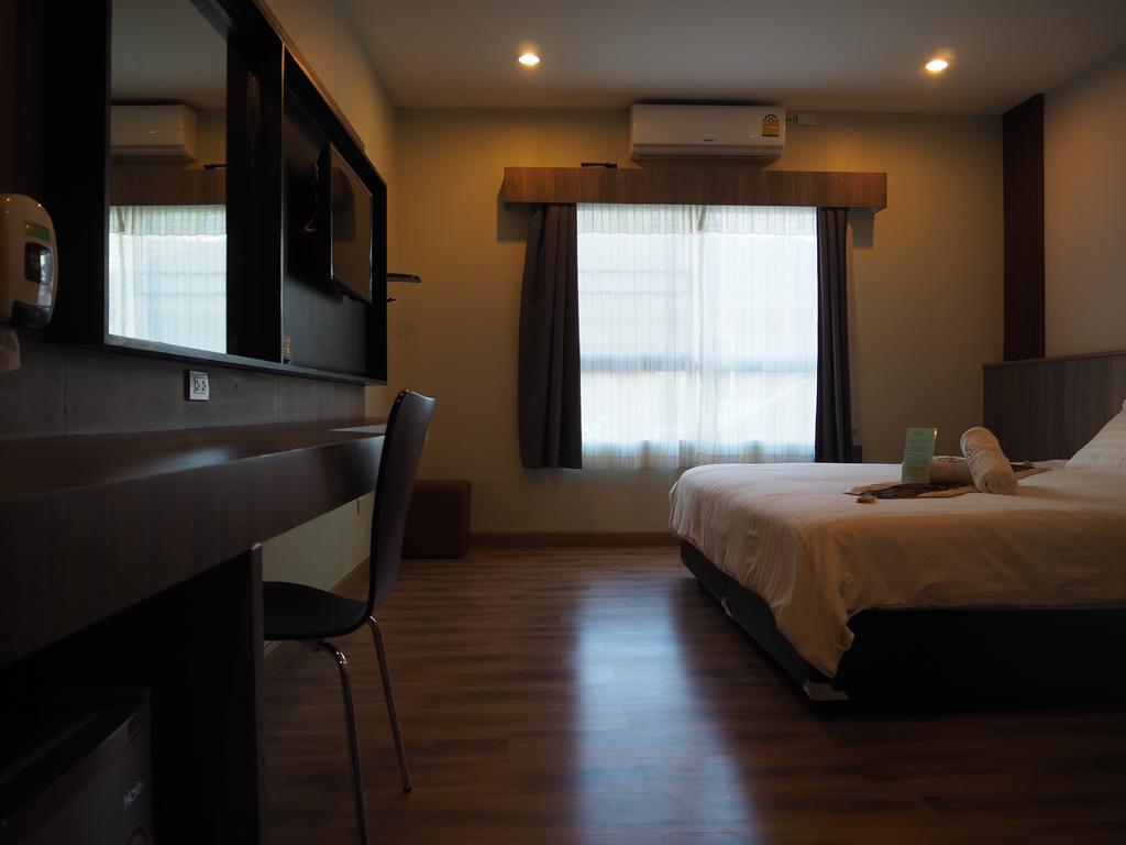 Hotel Le Lerts Living Khon Kaen Bagian luar foto